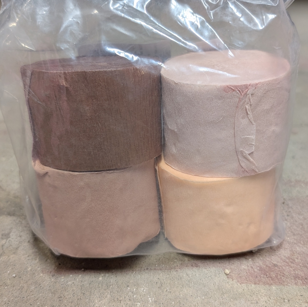 Rose Gold Streamers - Picture 3 of 5